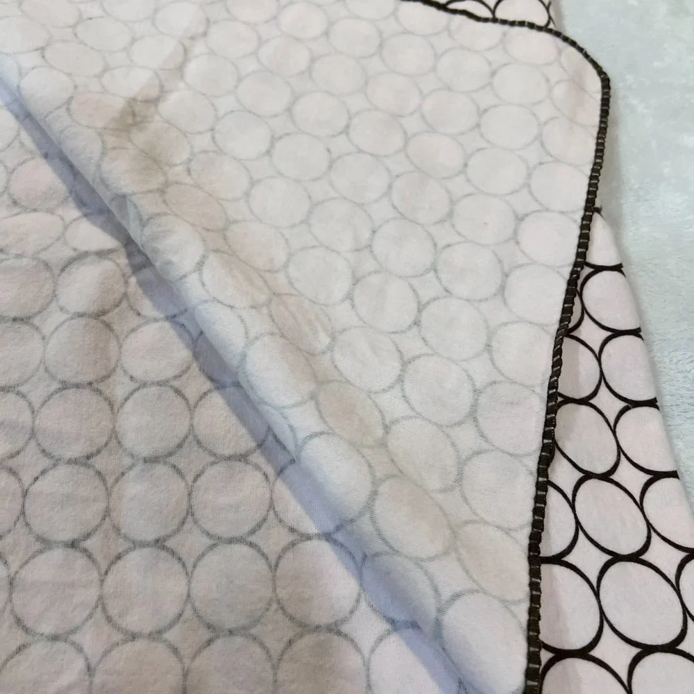 New Adorable Swaddle Designs Baby Swaddle 38 x 38 NWT